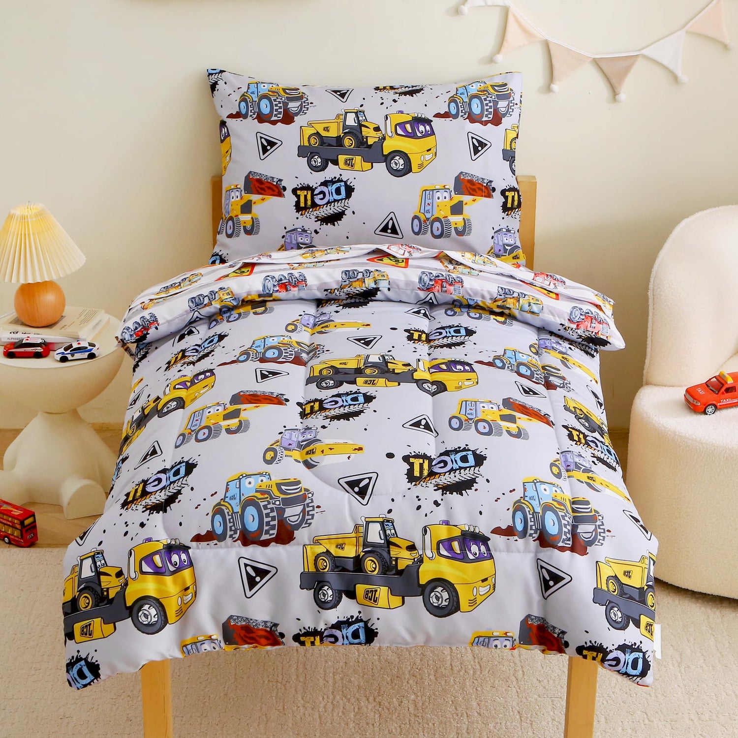 Heavy-Duty Vehicles Toddler Comforter Set– 4 Piece